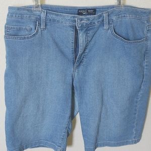 Riders By Lee Mid Rise Jean Shorts
